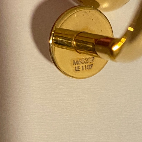 LOUIS VUITTON Hoop Earrings - Gold - Picture 7 of 10